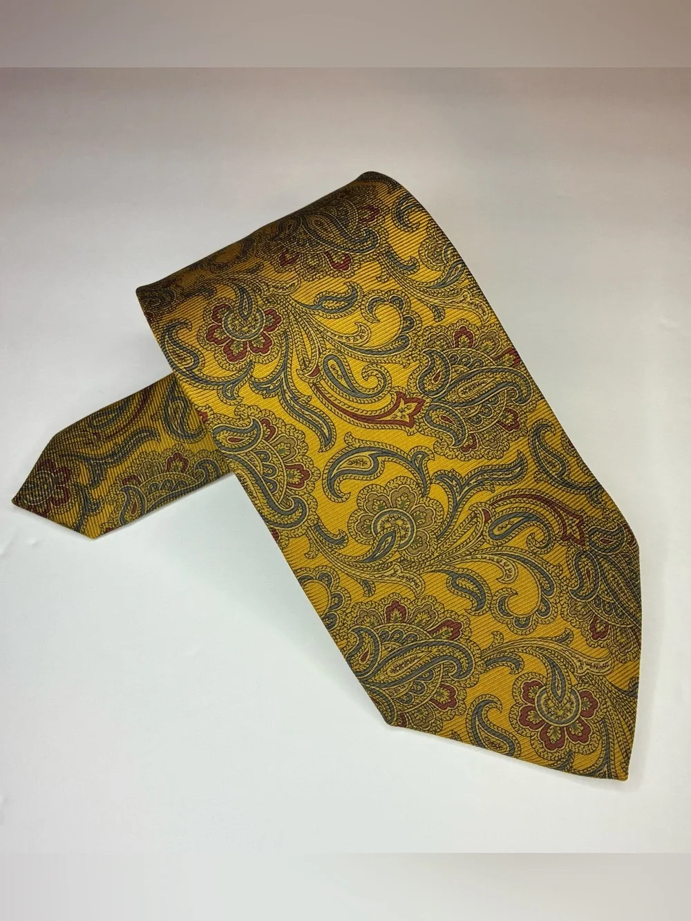 Vintage Brooks Brothers Makers Silk Tie Gold Rust Paisley Made in USA Classic